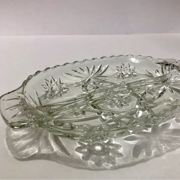 Set of 2 Identical Depression Cut Glass Divided Relish Trays Clear Oval Star - Picture 11 of 13